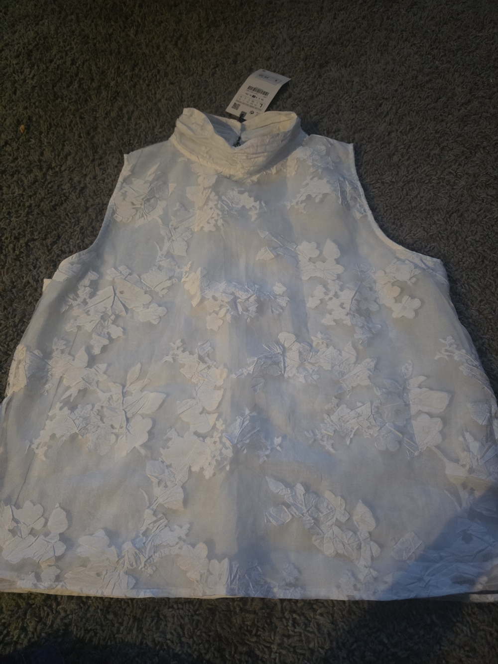 Sleeveless White Floral Lace Mock Neck Top